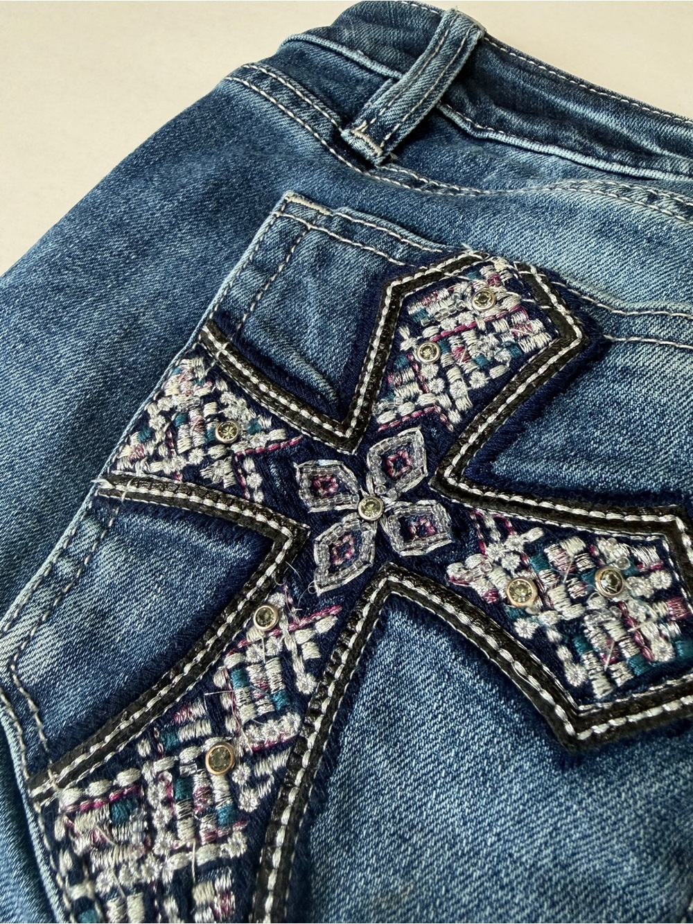 Miss Me Womens Shorts Size 28 Denim Blue Jean Cuffed Y2K Cross Embellished
